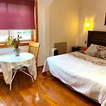 Nubes Hotel
